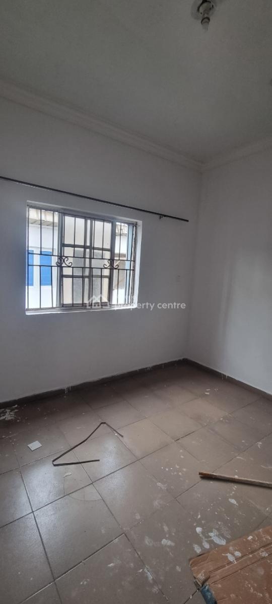 Single Room in a 3 Bedroom Flat Shared Apartment, Okunajah Eti-osa Ajah Lekki, Ajah, Lagos, Self Contain (single Rooms) for Rent