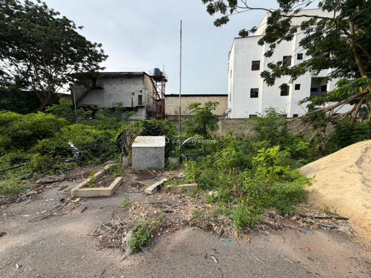Distress 6500sqm Bareland, Saka Tinubu, Victoria Island (vi), Lagos, Mixed-use Land for Sale