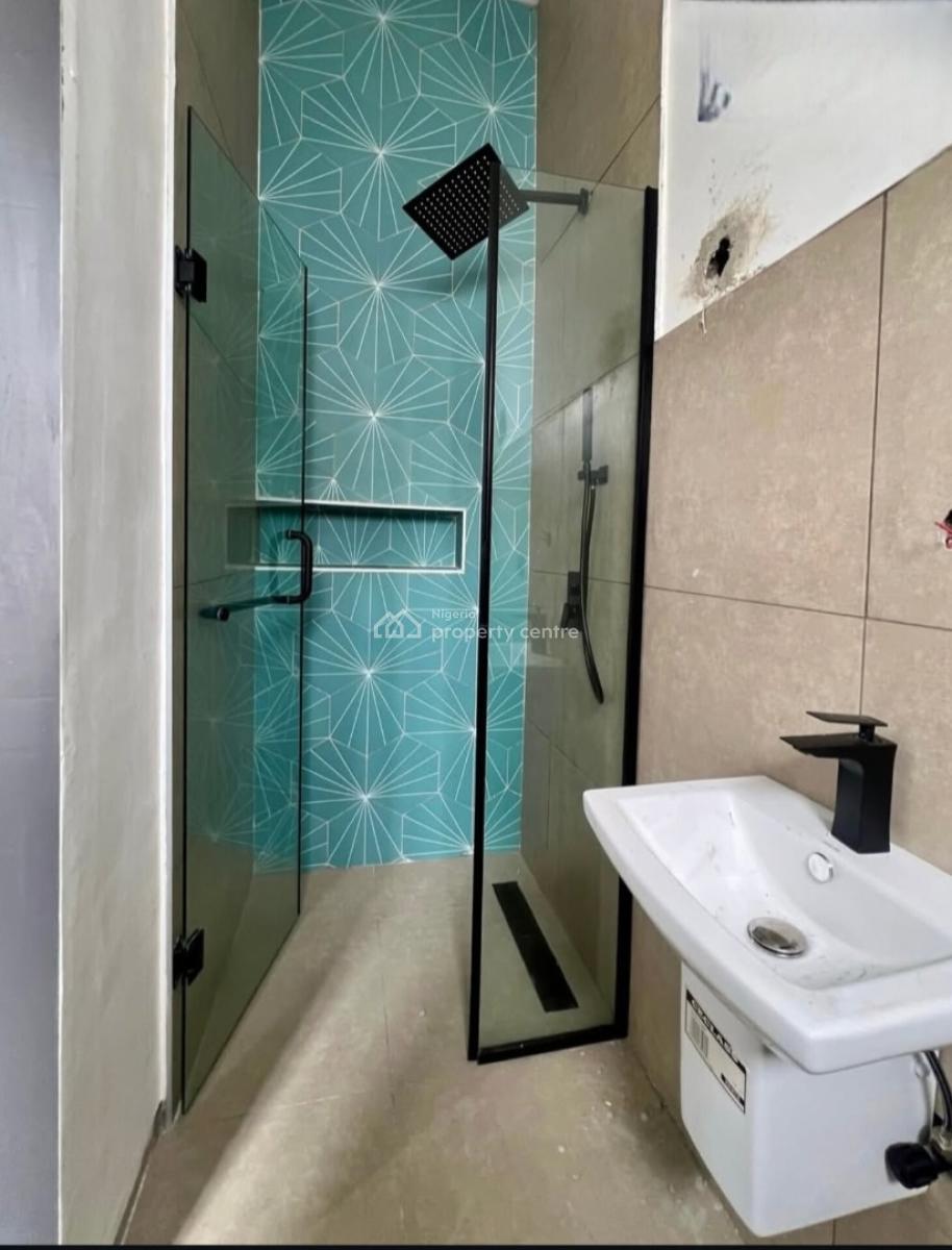 6 Bedroom Terrace Duplex with a Bq, Lekki, Lagos, Terraced Duplex for Sale