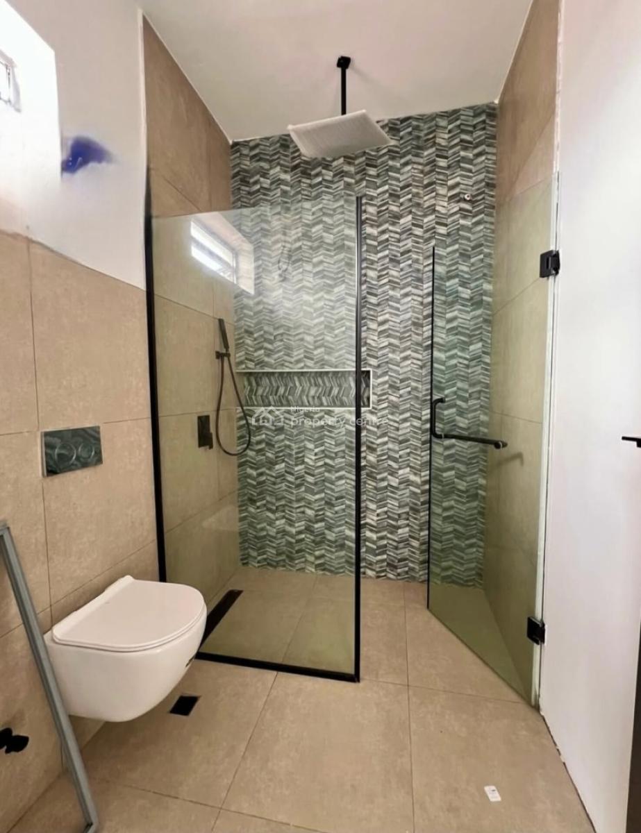 6 Bedroom Terrace Duplex with a Bq, Lekki, Lagos, Terraced Duplex for Sale