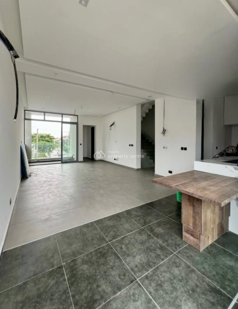 6 Bedroom Terrace Duplex with a Bq, Lekki, Lagos, Terraced Duplex for Sale