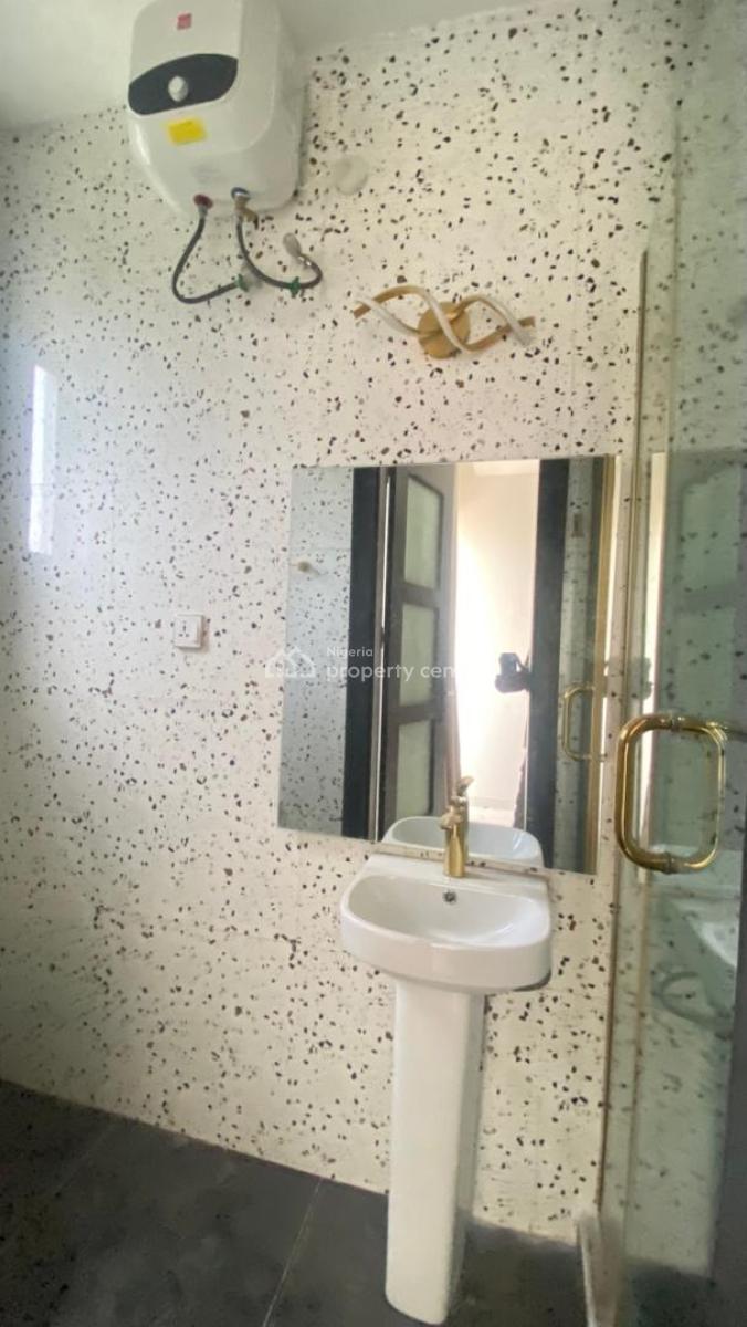 Fully Furnished 1 Bedroom Maisonette, Off Freedomway, Lekki Phase 1, Lekki, Lagos, House for Rent