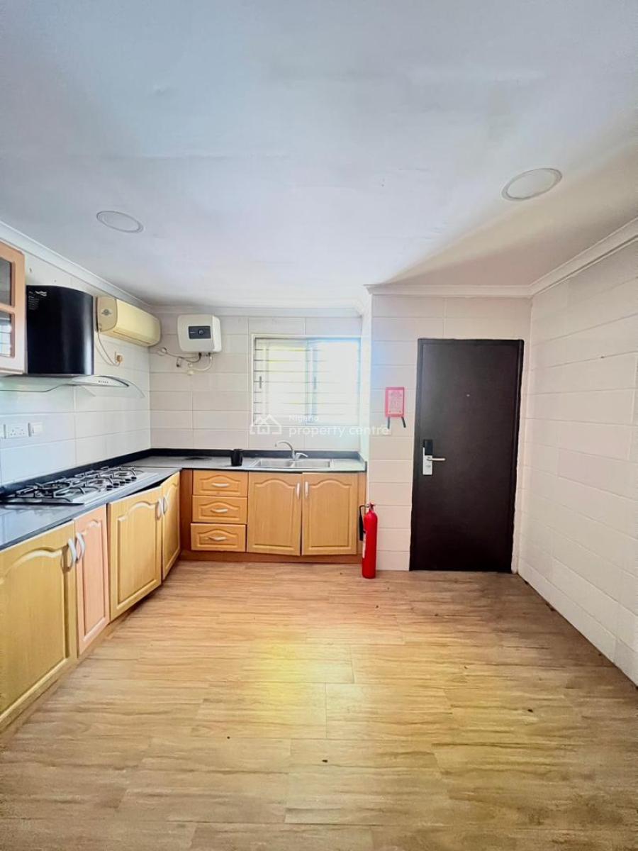 Stunning 1-bedroom Apartment with Gym & Swimming Pool, Stunning 1-bedroom Apartment with Gym & Swimming Pool, Lekki Phase 1, Lekki, Lagos, Flat / Apartment for Rent