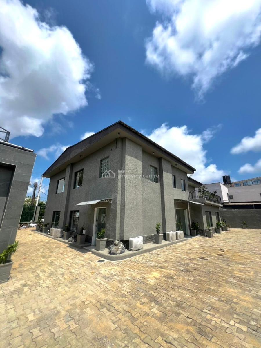 Premium Shopping Mall Units Located in a Prime Commercial Environment, Ikoyi, Lagos, Plaza / Complex / Mall for Rent
