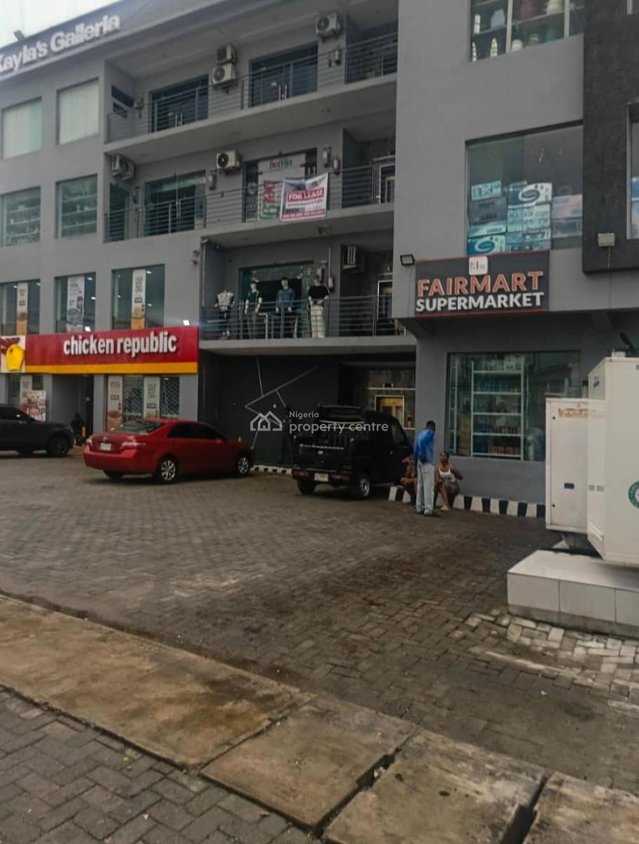 Spacious Shop Space Located at a Strategic Commercial Area, Lekki Peninsula Ii, Lekki, Lagos, Shop for Rent