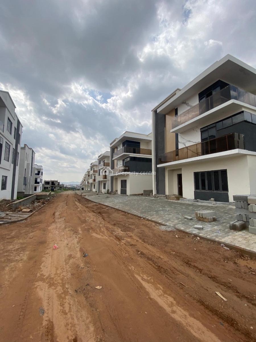 Luxury 6 Bedroom Duplex in Guzape, Guzape District, Abuja, Detached Duplex for Sale