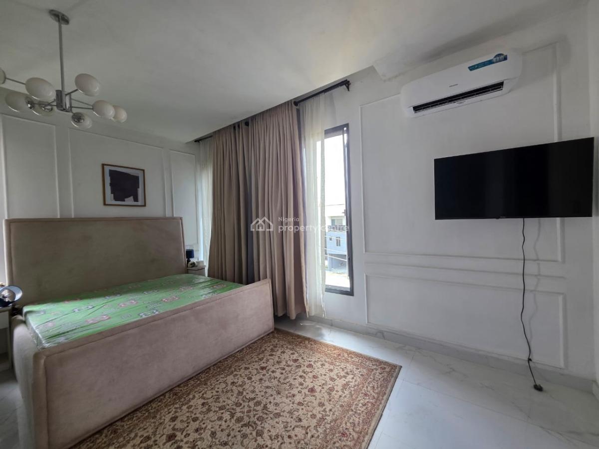 1 Bedroom Apartment with Elevator, Lekki Phase 1, Lekki, Lagos, Mini Flat (room and Parlour) for Rent