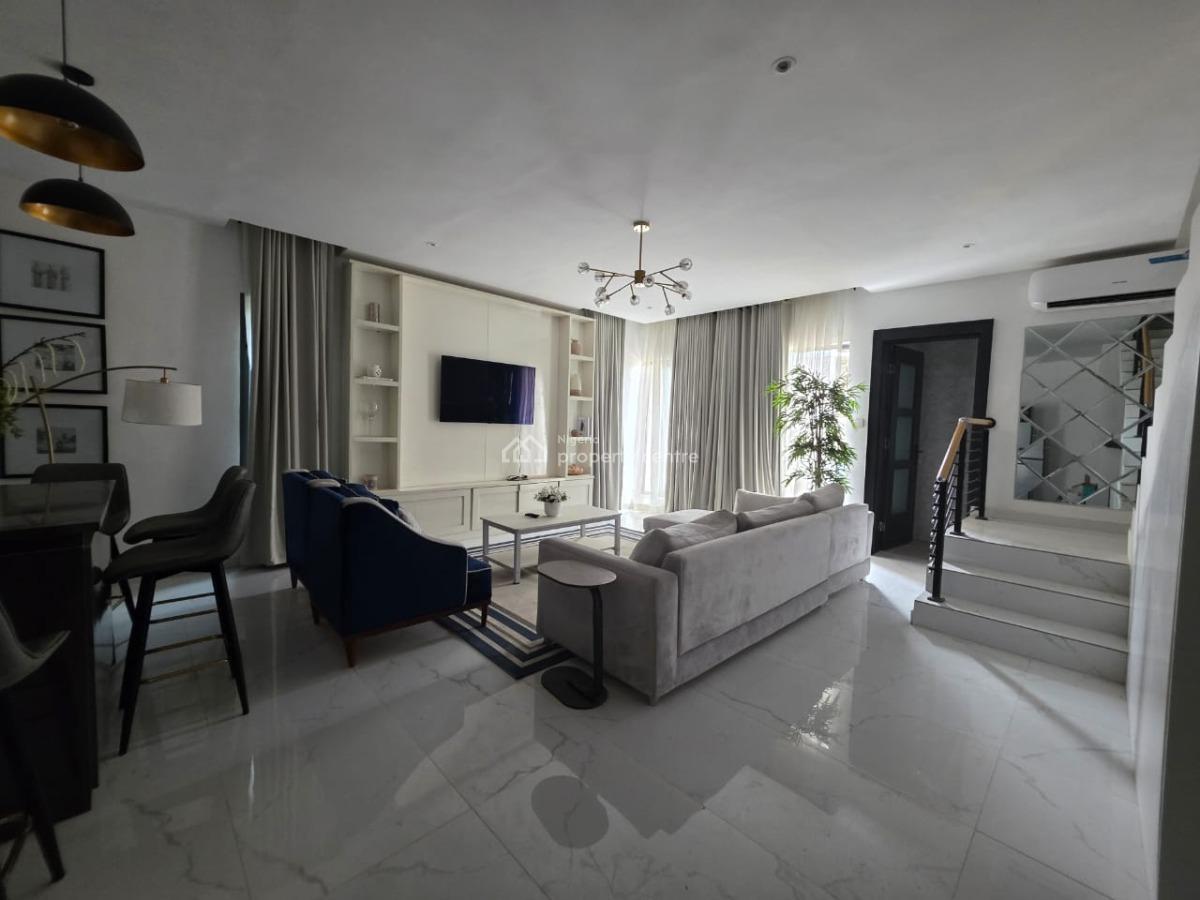 1 Bedroom Apartment with Elevator, Lekki Phase 1, Lekki, Lagos, Mini Flat (room and Parlour) for Rent