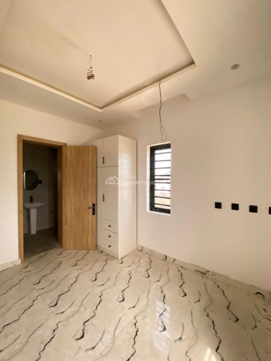 a Luxurious 2 Bedroom Apartment, Abraham Adesanya, Ajah, Lagos, Flat / Apartment for Sale