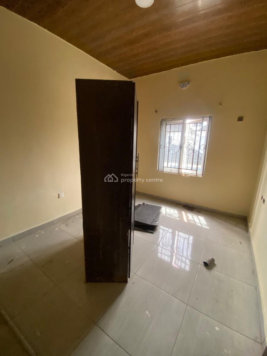 12 Bedroom House with an Empty Plot  Close to Express, Adeba, Ibeju Lekki, Lagos, Commercial Property for Rent