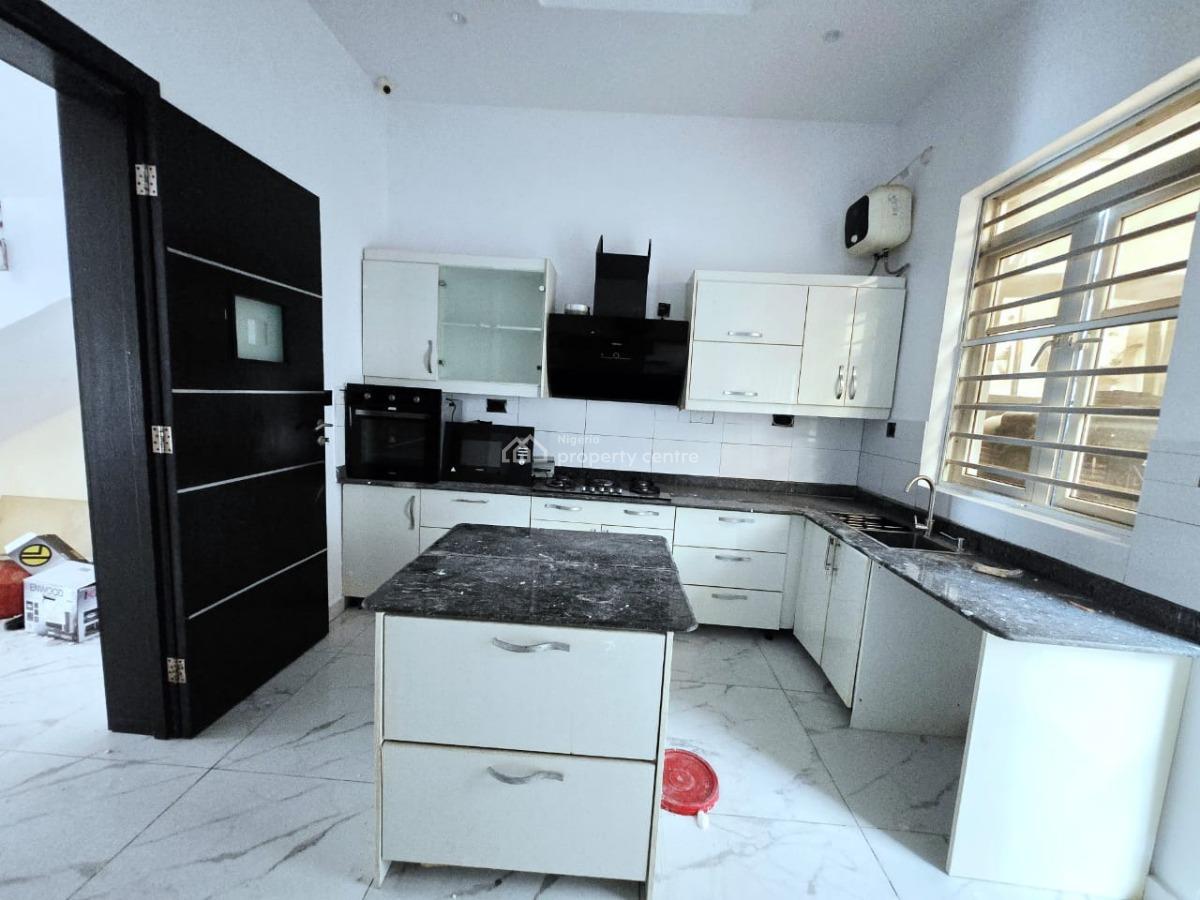Spacious 4-bedroom Semi Detached Duplex, Chevron, Lekki, Lagos, Semi-detached Duplex for Rent