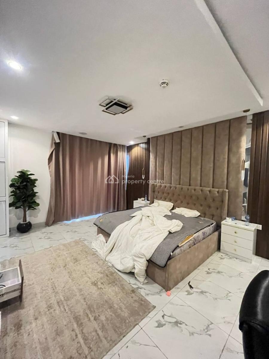 One Bedroom Apartment with Spacious Living Room, Lekki Phase 1, Lekki, Lagos, Flat / Apartment for Rent