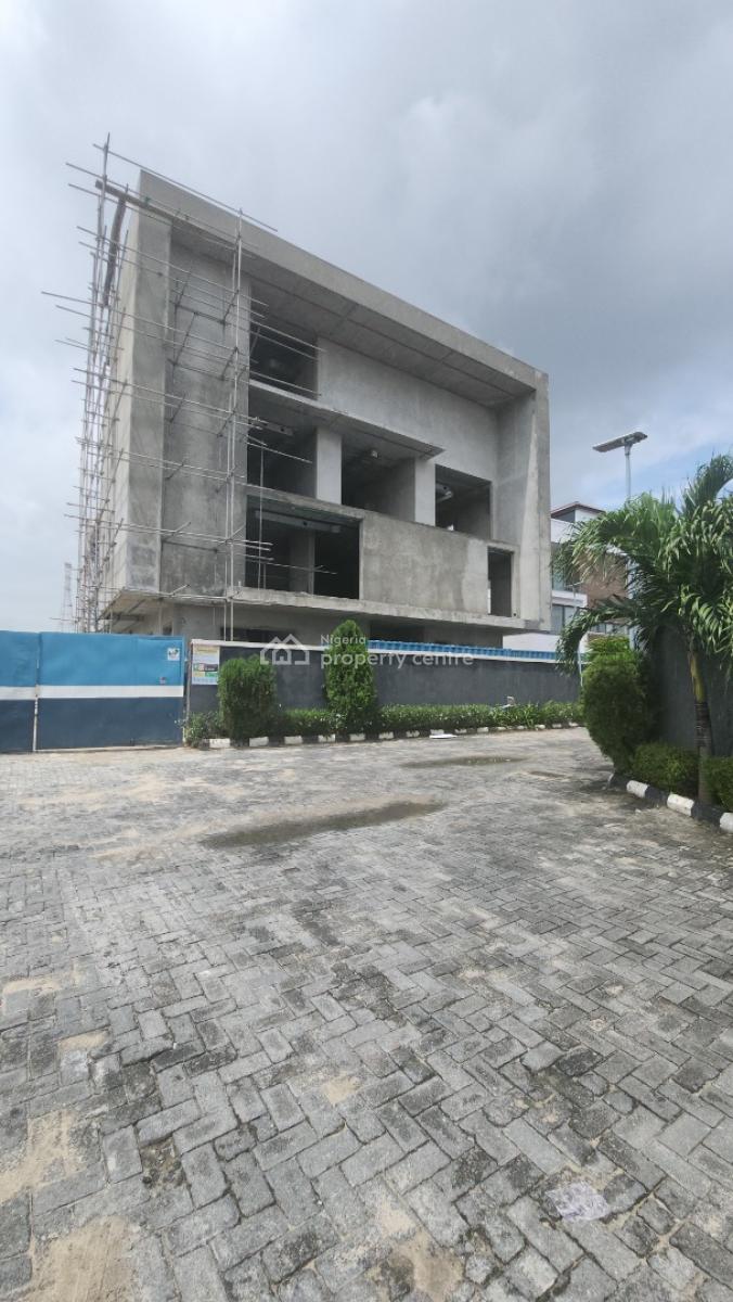 Contemporary 5 Bedroom  Fully Detached Duplex, Heat Extractor - ⁠[ ] Bq - ⁠[ ] Swimming Pool  - [ ] Cinema  - [ ] Stu, Banana Island, Ikoyi, Lagos, Detached Duplex for Sale