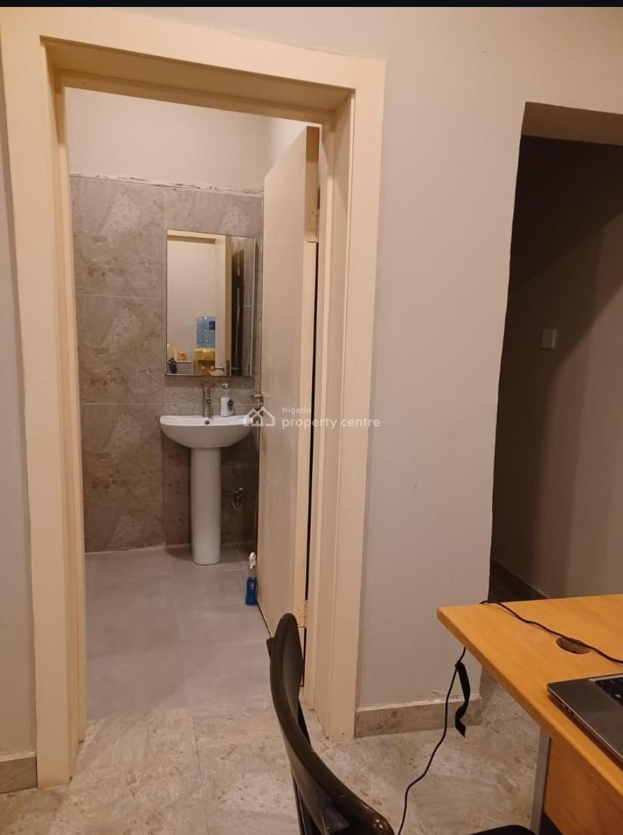 2 Bedroom Apartment, Ikota, Lekki, Lagos, Block of Flats for Sale