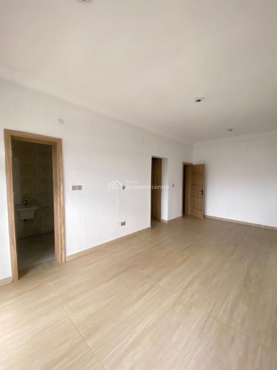 a Fine 2 Bedroom Maisonette, Lekki Phase 1, Lekki, Lagos, House for Sale