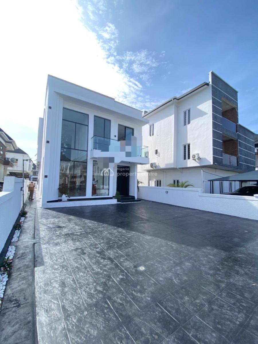 a Well Maintained & Capacious 5 Bedroom Fully Detached Duplex, Lekki County, Ikota, Lekki, Lagos, Detached Duplex for Sale