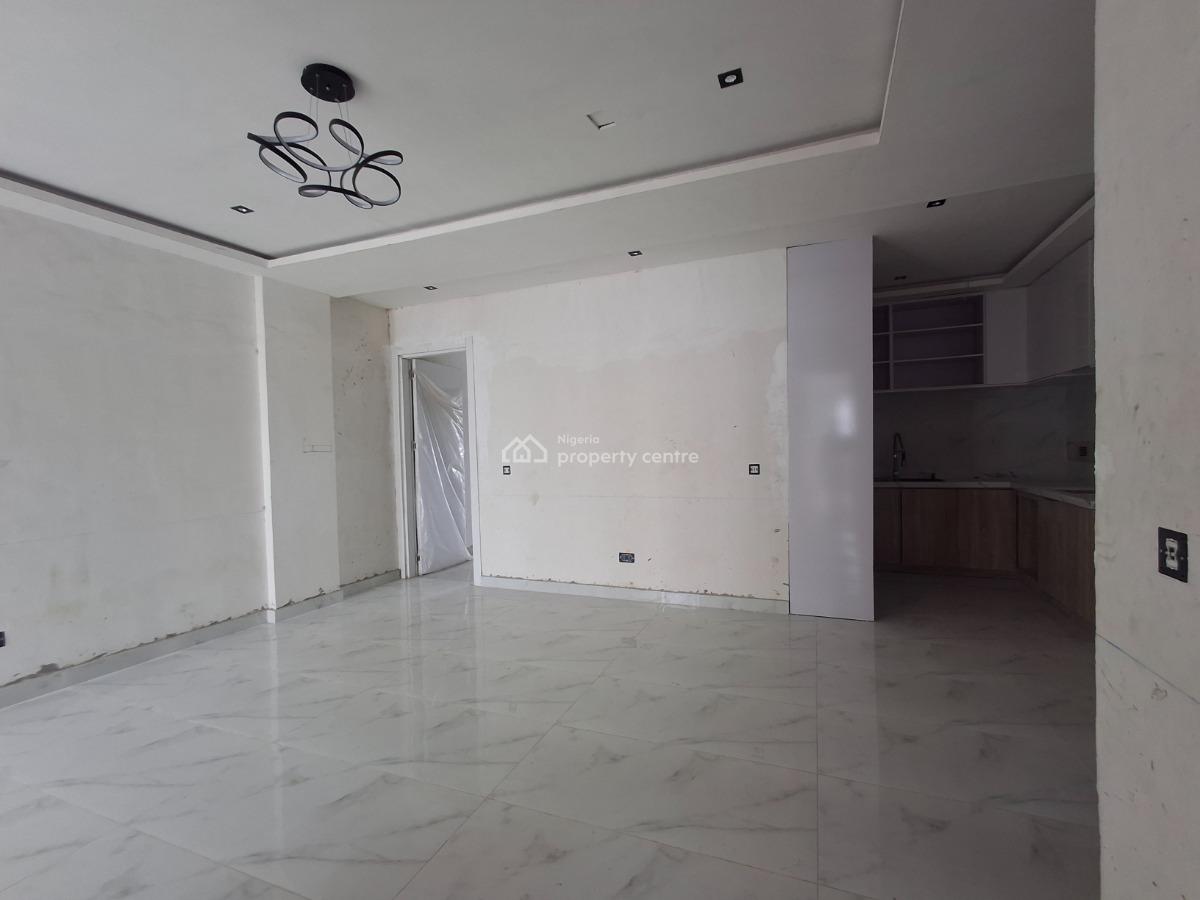 2 Bedroom Flat with Bq, Lekki Phase 1, Lekki, Lagos, Flat / Apartment for Sale