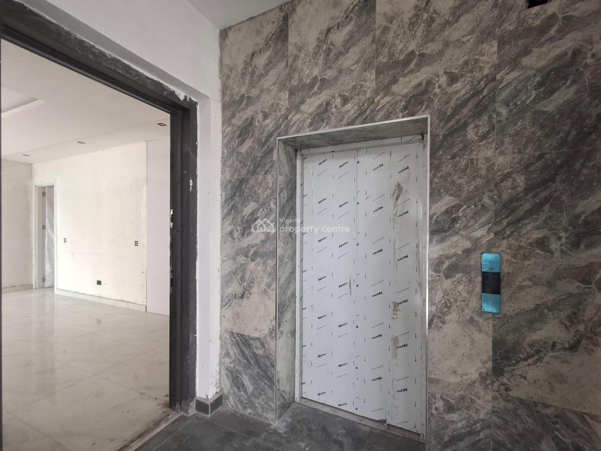 2 Bedroom Flat with Bq, Lekki Phase 1, Lekki, Lagos, Flat / Apartment for Sale