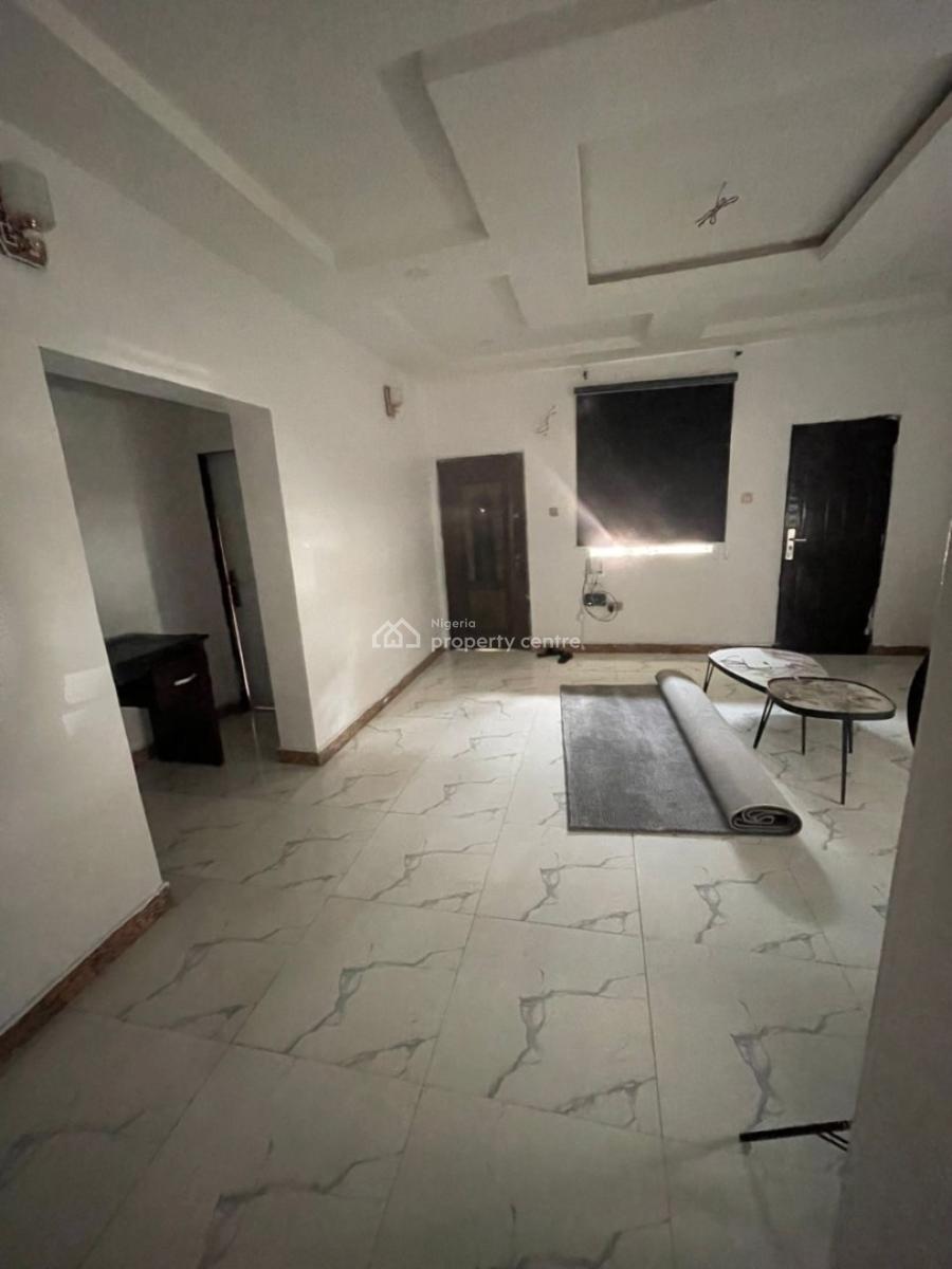 Room and Parlor Shared, Ogombo, Ajah, Lagos, Mini Flat (room and Parlour) for Rent