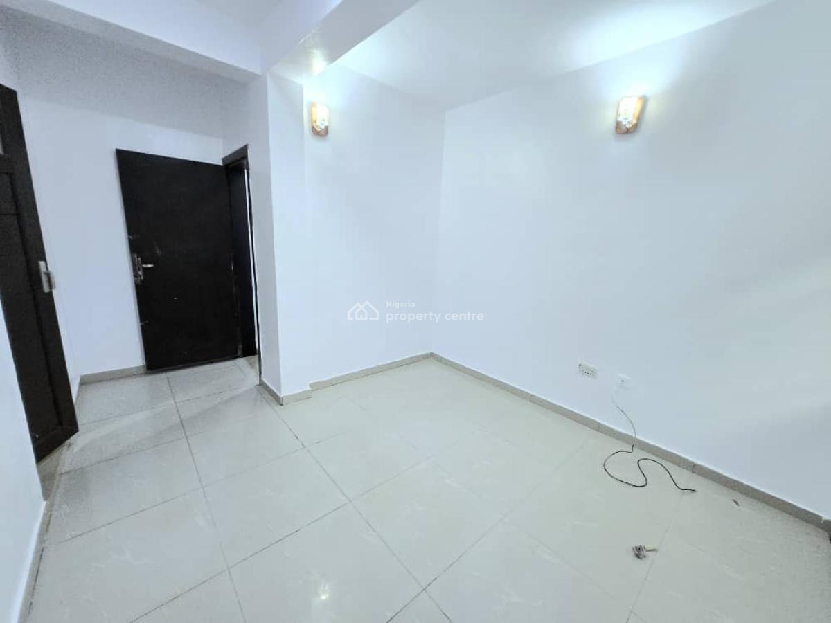 Self Service Commercial 4 Rooms Office Space, Ikate Elegushi, Lekki, Lagos, Office Space for Rent