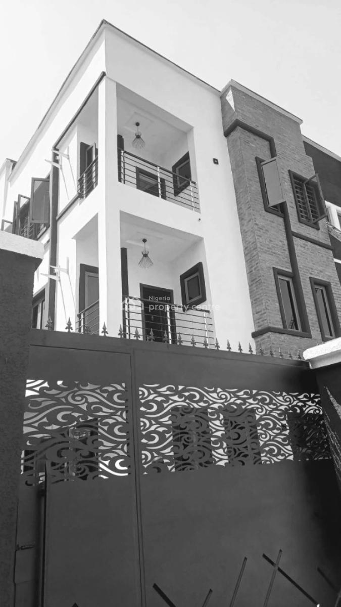 2 Bedroom Apartment, Off Orchid Road., Lekki, Lagos, Flat / Apartment for Rent
