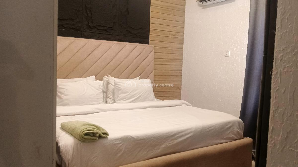 Fully Furnished Luxury 2 Bedrooms Flat Apartment, Lekki Phase 1, Lekki, Lagos, Flat / Apartment Short Let