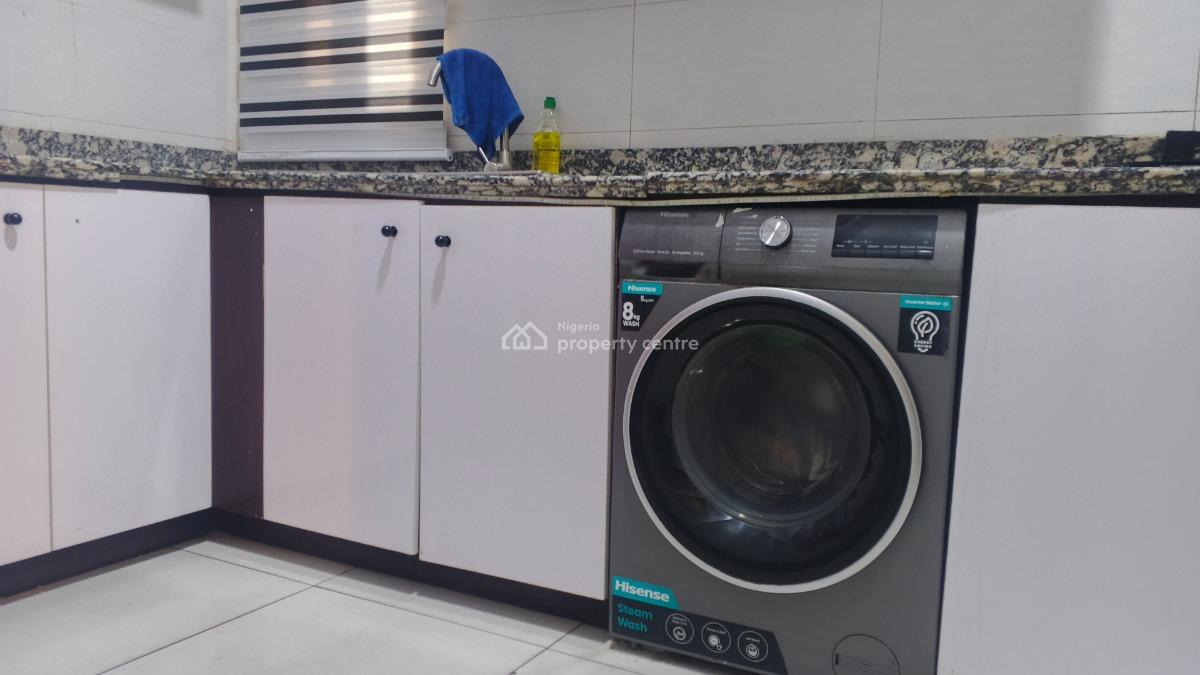 Fully Furnished Luxury 2 Bedrooms Flat Apartment, Lekki Phase 1, Lekki, Lagos, Flat / Apartment Short Let