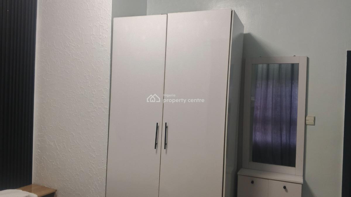 Fully Furnished Luxury 2 Bedrooms Flat Apartment, Lekki Phase 1, Lekki, Lagos, Flat / Apartment Short Let