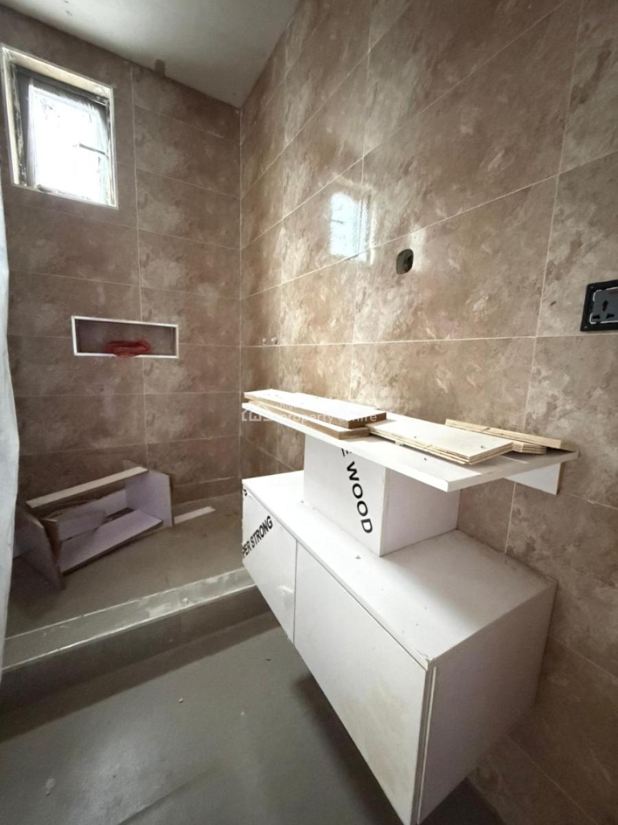 Premiunm 2 Bedroom Apartment, Lekki Phase 1, Lekki, Lagos, Flat / Apartment for Sale