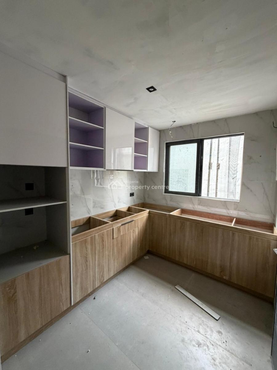 Premiunm 2 Bedroom Apartment, Lekki Phase 1, Lekki, Lagos, Flat / Apartment for Sale