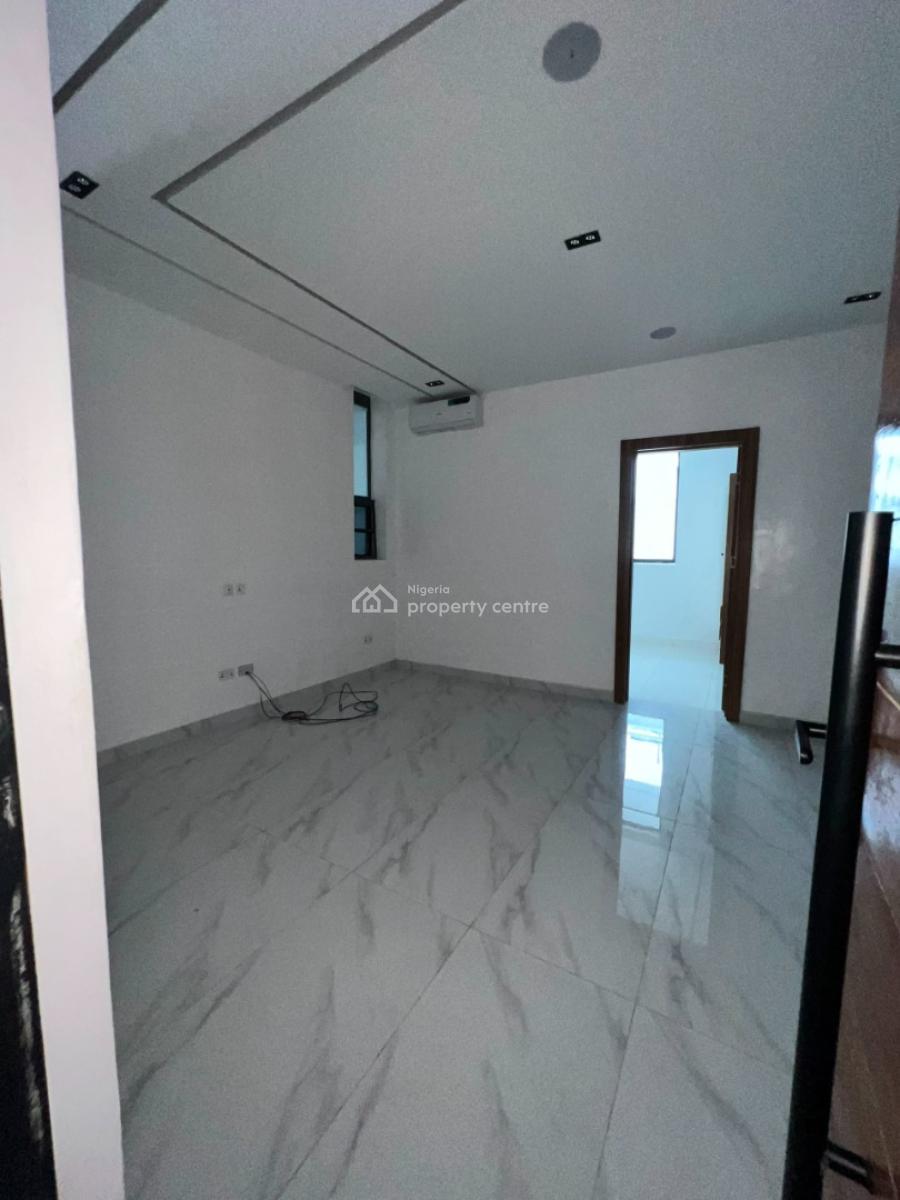 1 Bedroom Apartment with Pool, Gym & Elevator, Victoria Island (vi), Lagos, Flat / Apartment for Sale