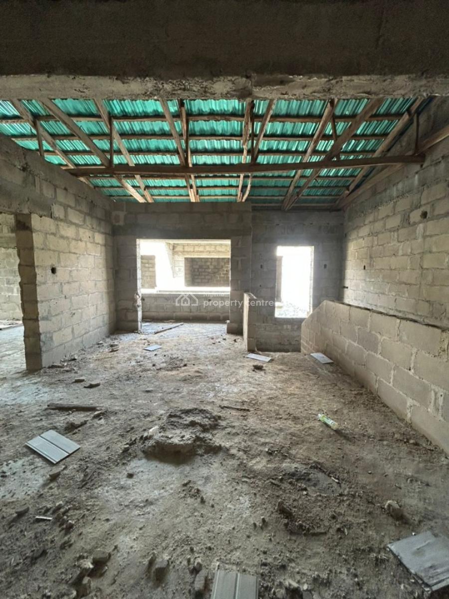 4-bedroom Semi-detached Duplex Carcass in Lekki, Lekki, Lagos, Semi-detached Duplex for Sale