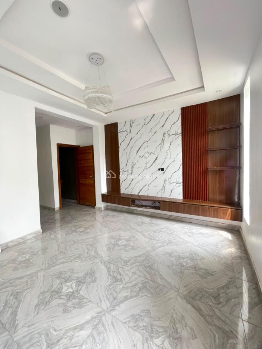 Spacious One Bedroom Apartment, Ikota Gra, Lekki, Lagos, Mini Flat (room and Parlour) for Sale