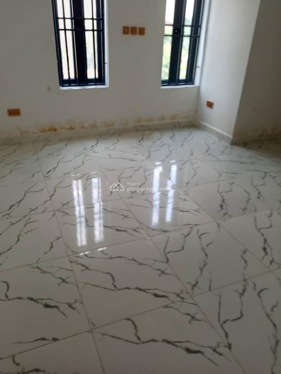Executive 4-bedroom Duplex in Guzape, Guzape District, Abuja, Detached Duplex for Sale
