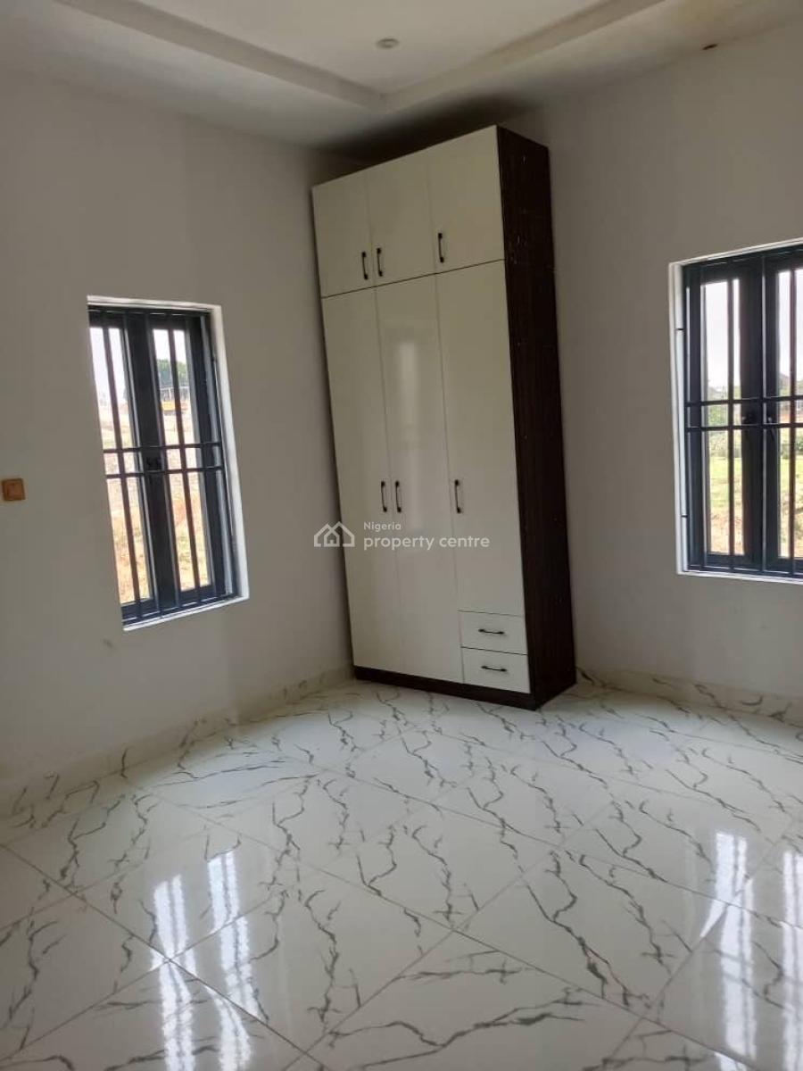 Executive 4-bedroom Duplex in Guzape, Guzape District, Abuja, Detached Duplex for Sale