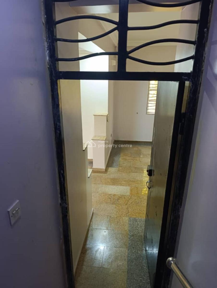 Premium 4 Bedroom Semi Detached House with 1-room Boys Quarters, Off Chris Madueke Drive, Lekki Phase 1, Lekki, Lagos, Semi-detached Duplex for Rent