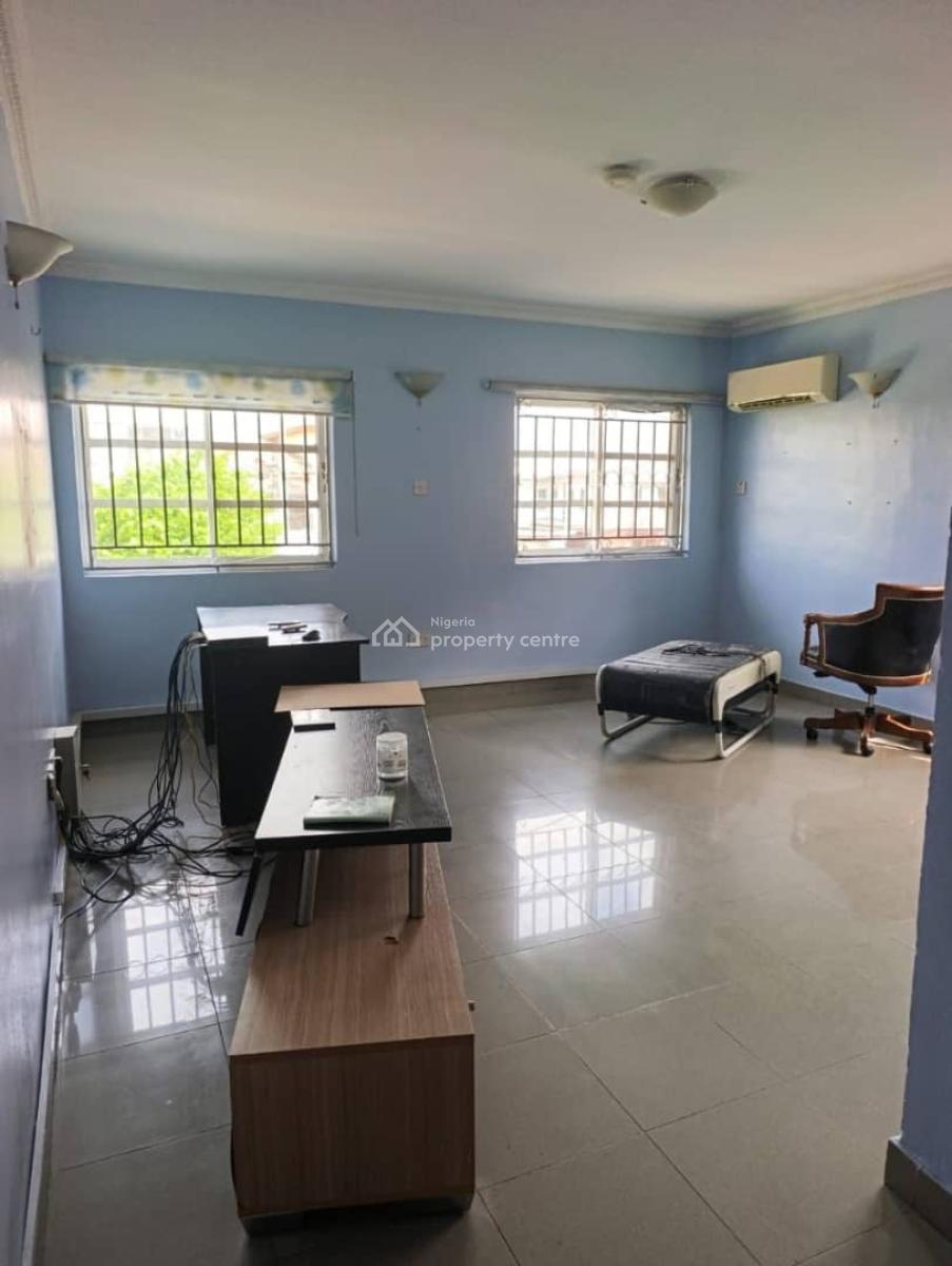 Premium 4 Bedroom Semi Detached House with 1-room Boys Quarters, Off Chris Madueke Drive, Lekki Phase 1, Lekki, Lagos, Semi-detached Duplex for Rent