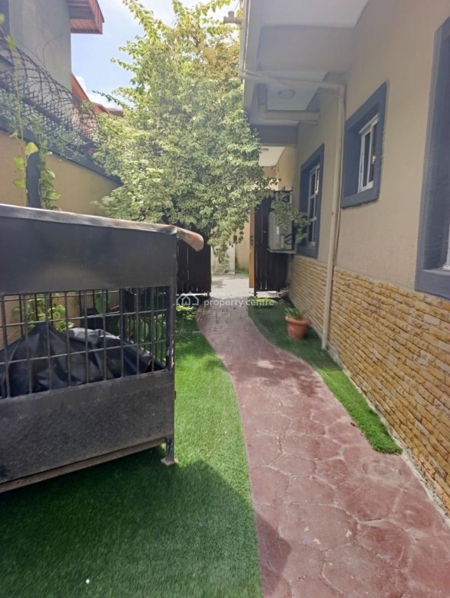 Premium 4 Bedroom Semi Detached House with 1-room Boys Quarters, Off Chris Madueke Drive, Lekki Phase 1, Lekki, Lagos, Semi-detached Duplex for Rent