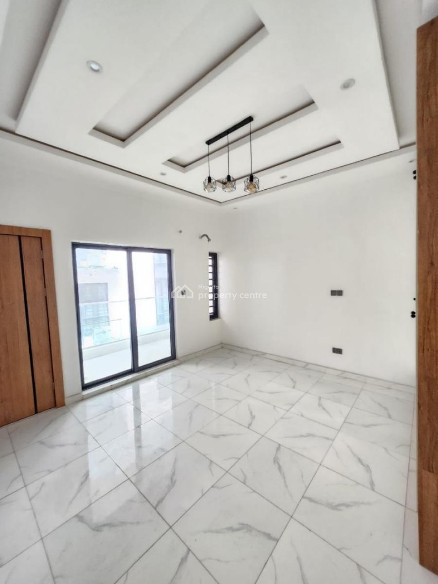 Spacious 5 Bedroom Terrace Duplex with Bq, Ologolo, Lekki, Lagos, Terraced Duplex for Sale