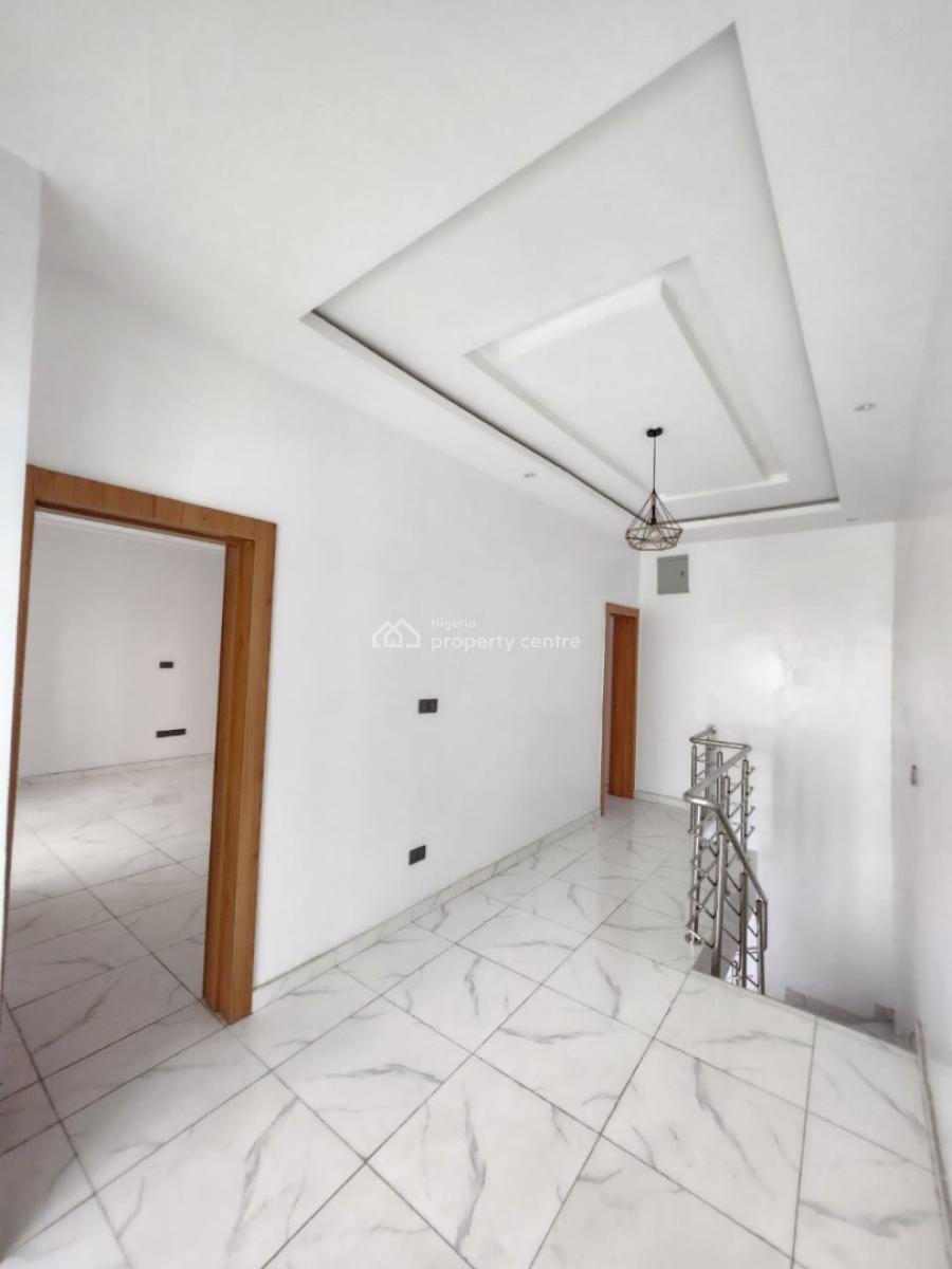 Spacious 5 Bedroom Terrace Duplex with Bq, Ologolo, Lekki, Lagos, Terraced Duplex for Sale