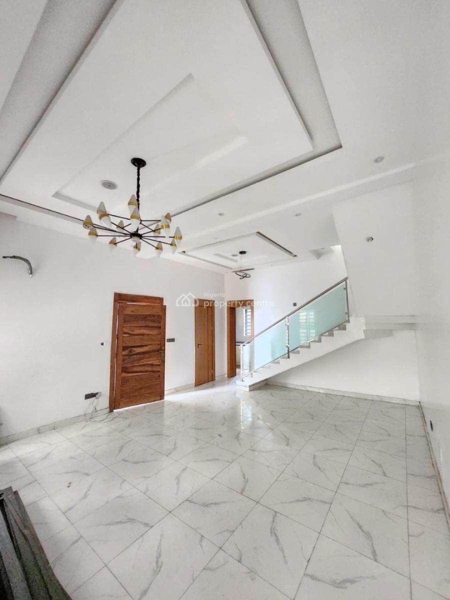 Spacious 5 Bedroom Terrace Duplex with Bq, Ologolo, Lekki, Lagos, Terraced Duplex for Sale