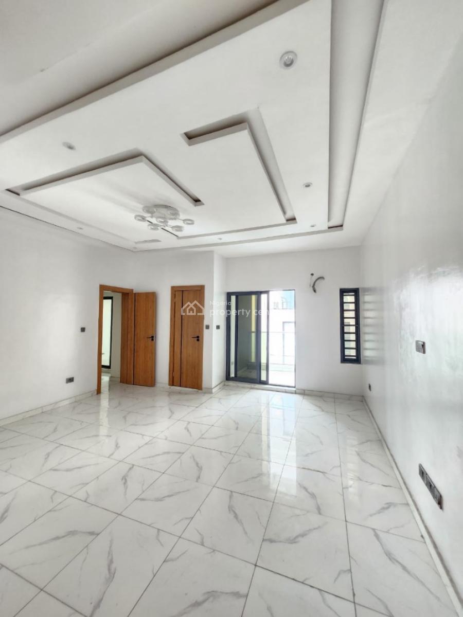 Spacious 5 Bedroom Terrace Duplex with Bq, Ologolo, Lekki, Lagos, Terraced Duplex for Sale