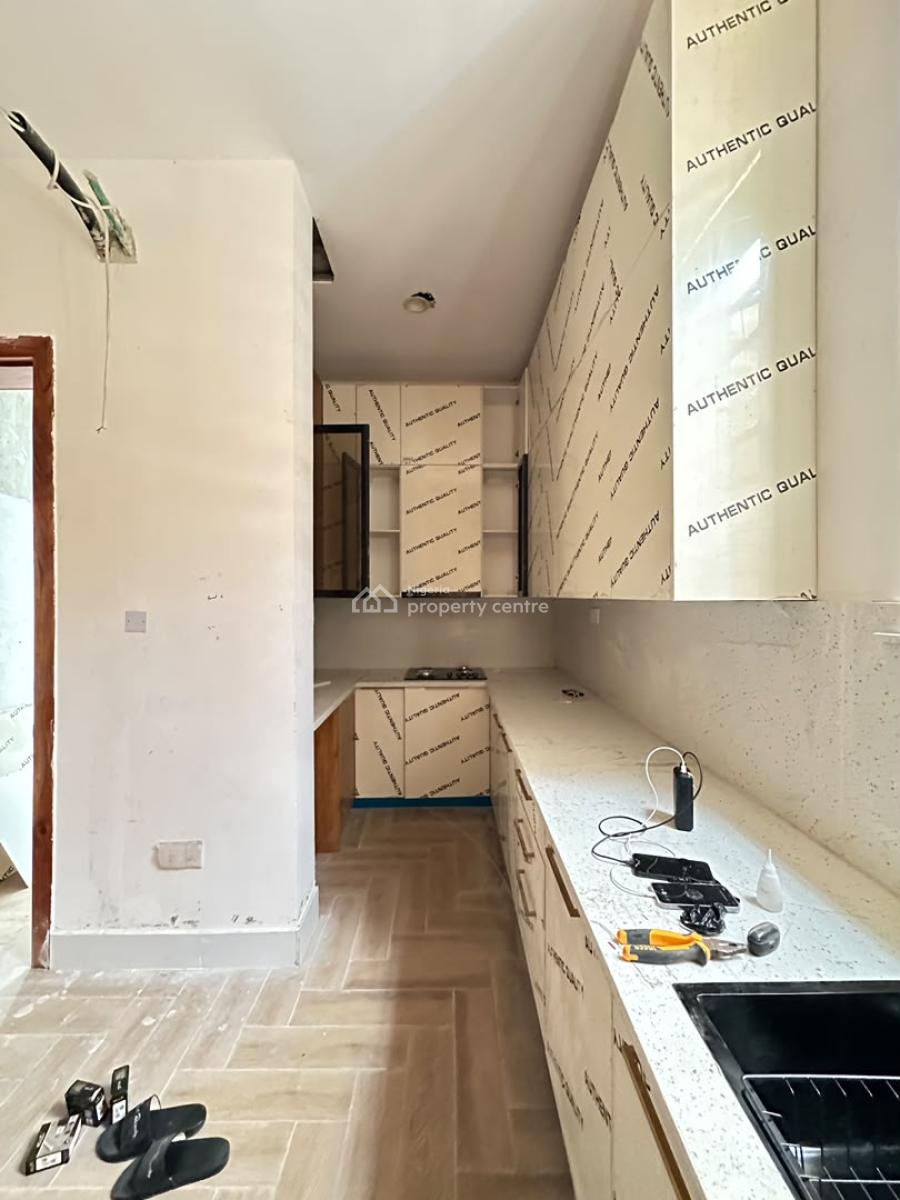 Uniquely-built Spacious Luxury 4 Bedroom Terrace Duplex + Bq & Laundry, Lekki Phase 1, Lekki, Lagos, Terraced Duplex for Sale