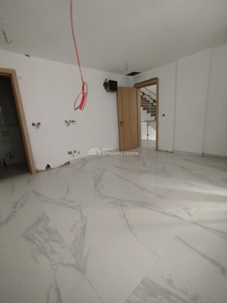 4 Bedroom Maisonette with a Bq Pool, Gym, and Tennis Court, Old Ikoyi, Ikoyi, Lagos, Block of Flats for Sale