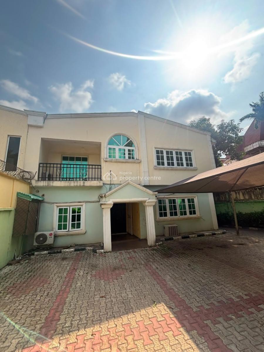 5 Bedroom Semi-detached Duplex with 1 Room Guest Chalet and 2 Rooms Bq, Maitama District, Abuja, Semi-detached Duplex for Rent