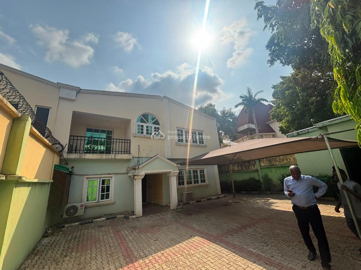 5 Bedroom Semi-detached Duplex with 1 Room Guest Chalet and 2 Rooms Bq, Maitama District, Abuja, Semi-detached Duplex for Rent