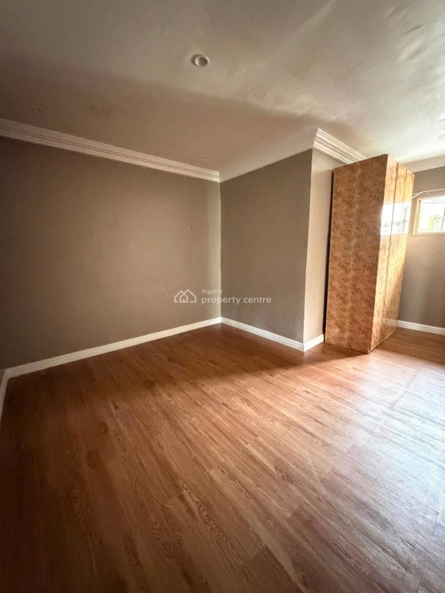 Spacious Miniflat Penthouse in a Serene Location, Lekki Phase 1, Lekki, Lagos, Mini Flat (room and Parlour) for Rent