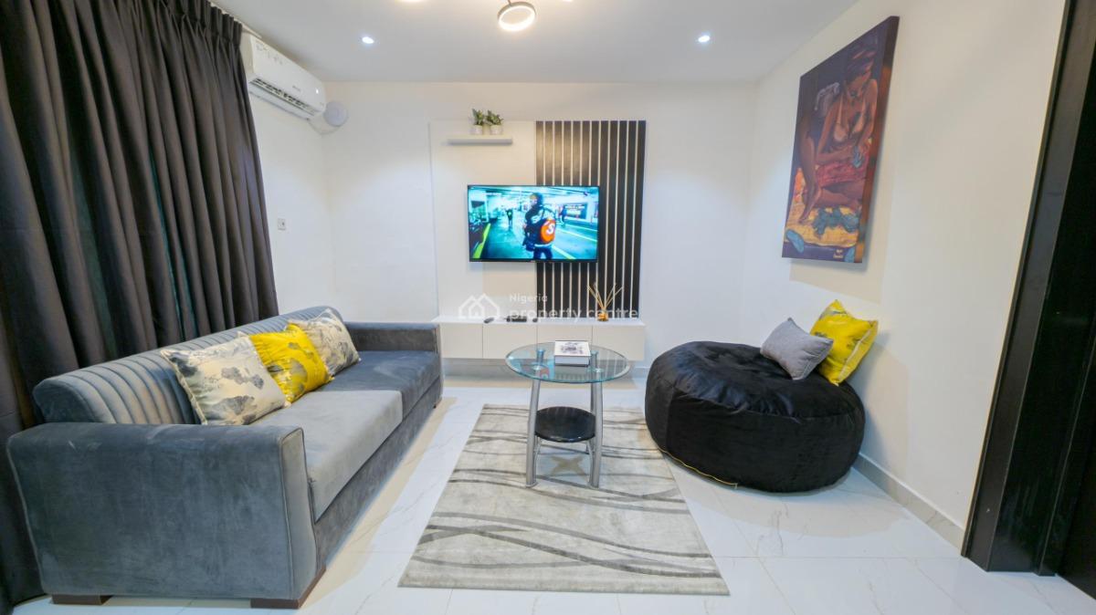 1 Bedroom Apartment with Excellent Facilities, Lekki Phase 1, Lekki, Lagos, Mini Flat (room and Parlour) Short Let