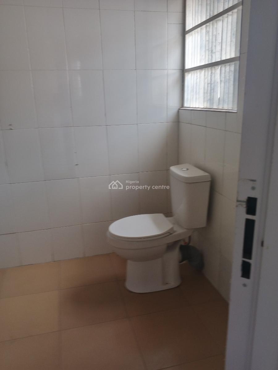 6 Bedroom Fully Detached Duplex with 2 Bedroom Guest Chalet and 1 Room, Wuse 2, Abuja, Detached Duplex for Rent