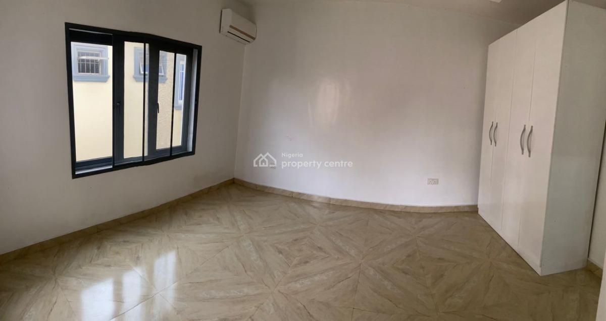 3 Bedroom Flat with Swimming Pool & Bq, Lekki, Lagos, Flat / Apartment for Rent